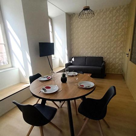 Chez David - T2 Neuf Dans Centre Historique Appartement Brioude Buitenkant foto